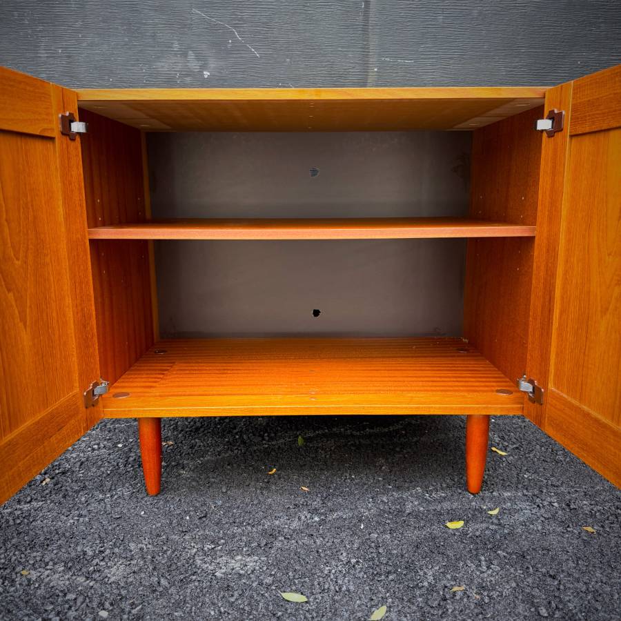 Compact mid century modern teak credenza — photograph 6 of 6