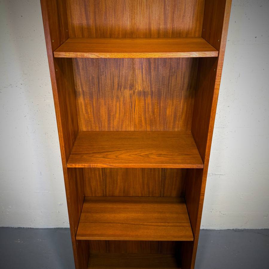 Tall mid century modern teak shelf — photograph 5 of 6