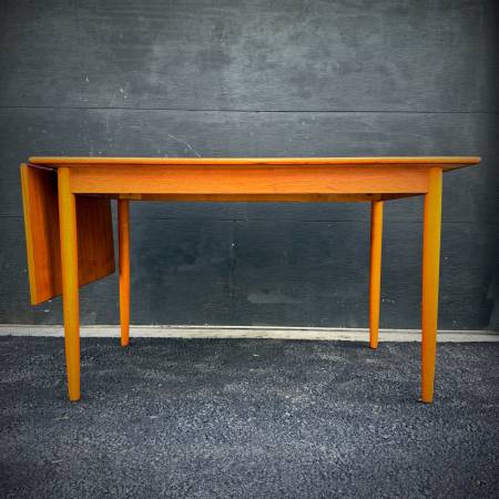 Beautiful danish modern teak dining table with extension