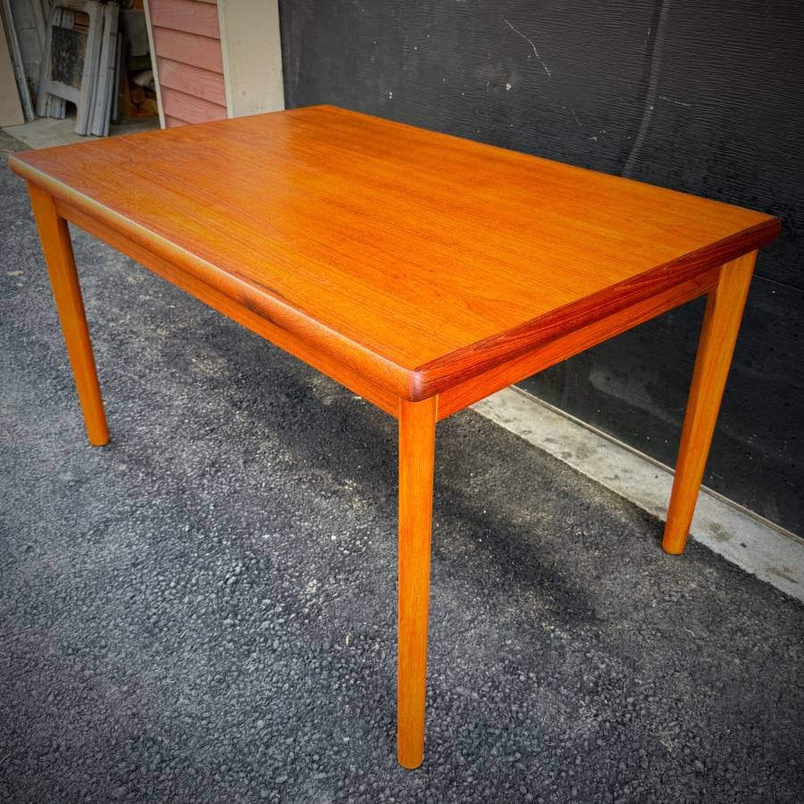 Danish modern vintage mcm teak dining table — photograph 5 of 8