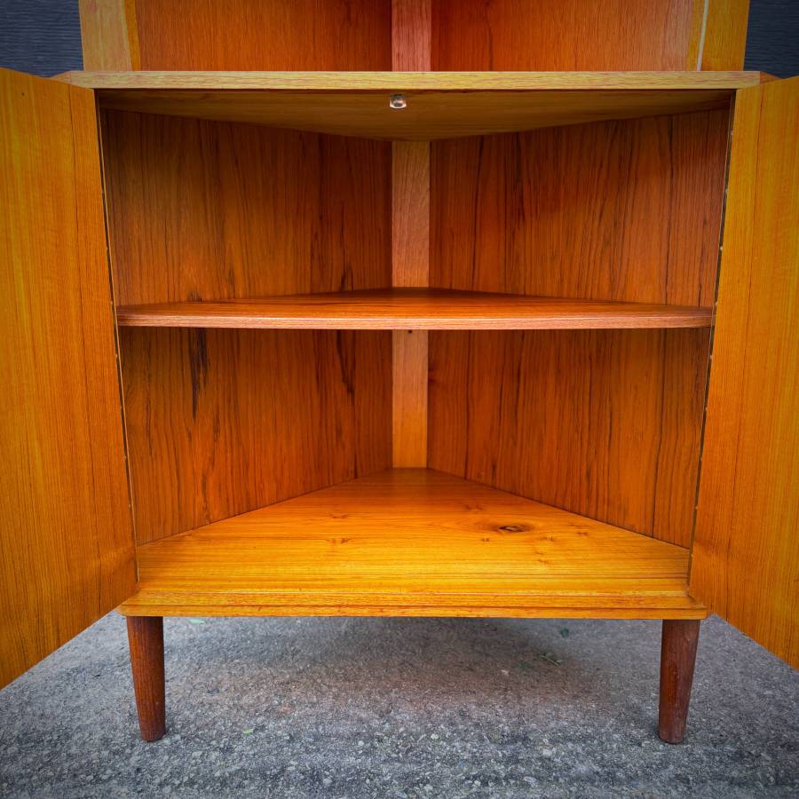 Beautiful mid century modern teak corner bar cabinet — photograph 7 of 7