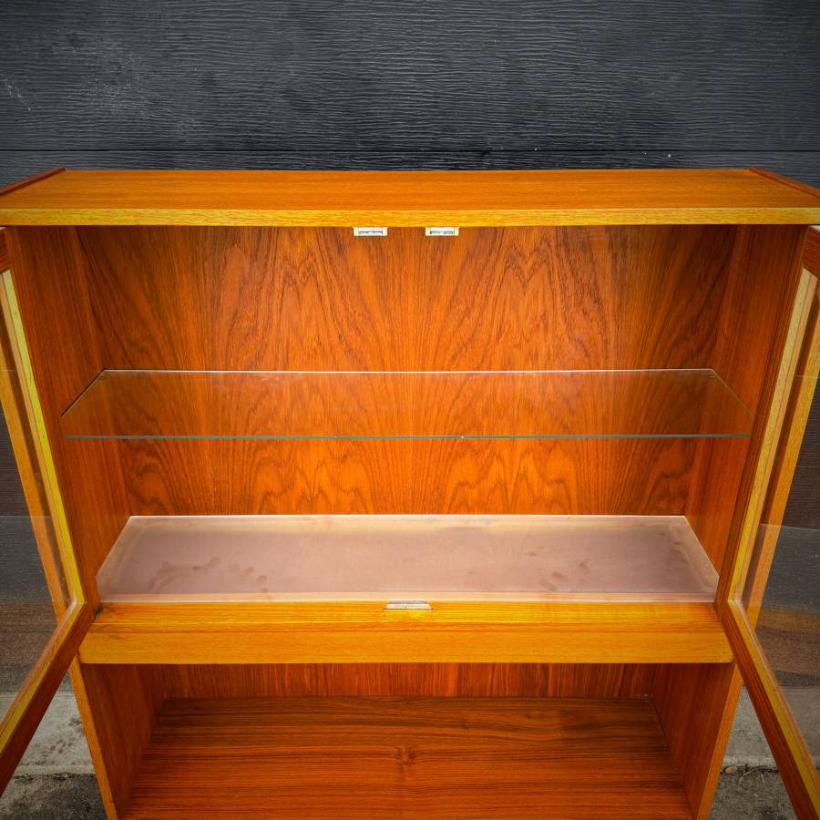 Mid century modern teak and glass shelving unit — photograph 6 of 6