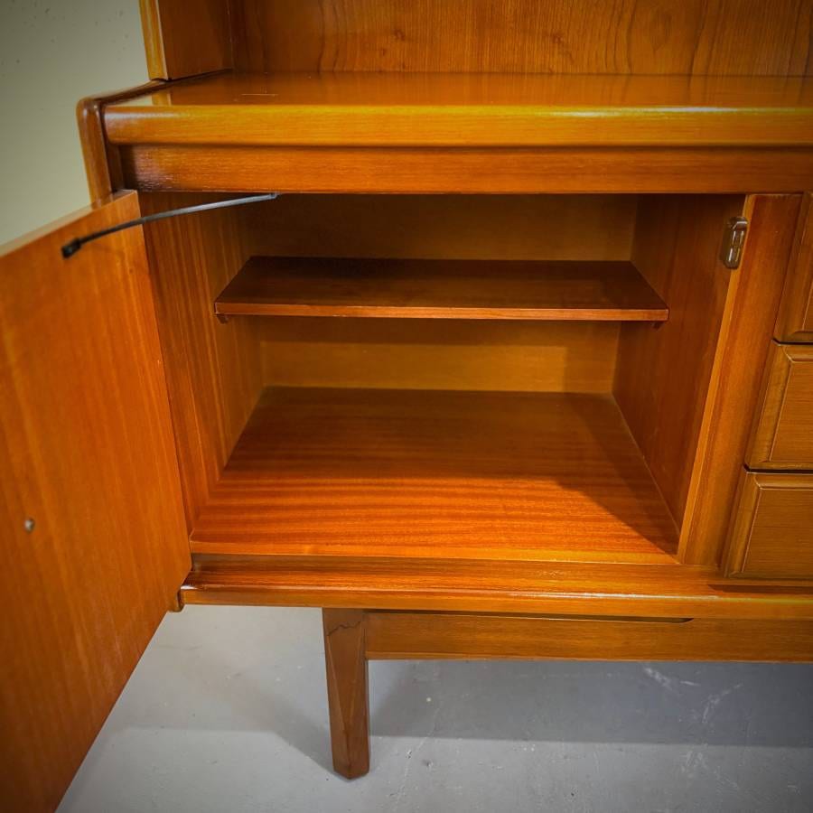 Beautiful mid century modern two piece teak credenza hutch from UK — photograph 8 of 10