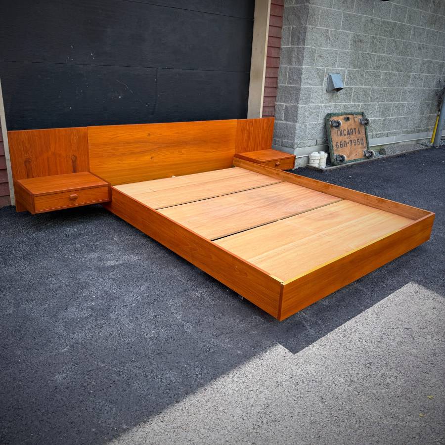 Mid century modern teak platform queen bedframe with night tables — photograph 2 of 6