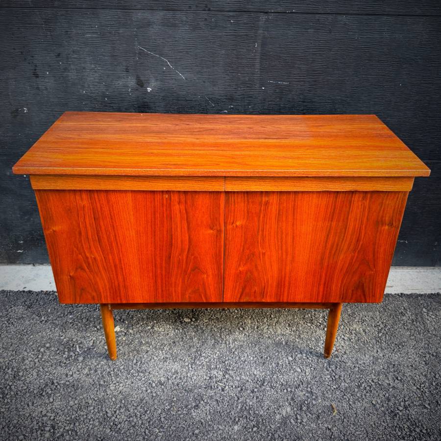 Honderich mid century modern walnut sideboard credenza — photograph 4 of 6