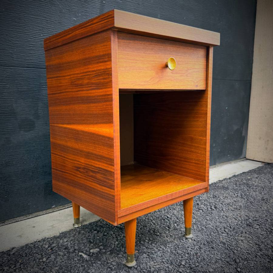 Compact mid century walnut bedside table — photograph 2 of 5