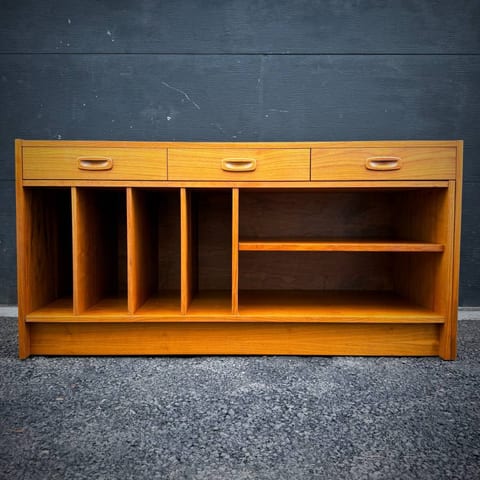 Beautiful danish modern teak extendable stereo cabinet
