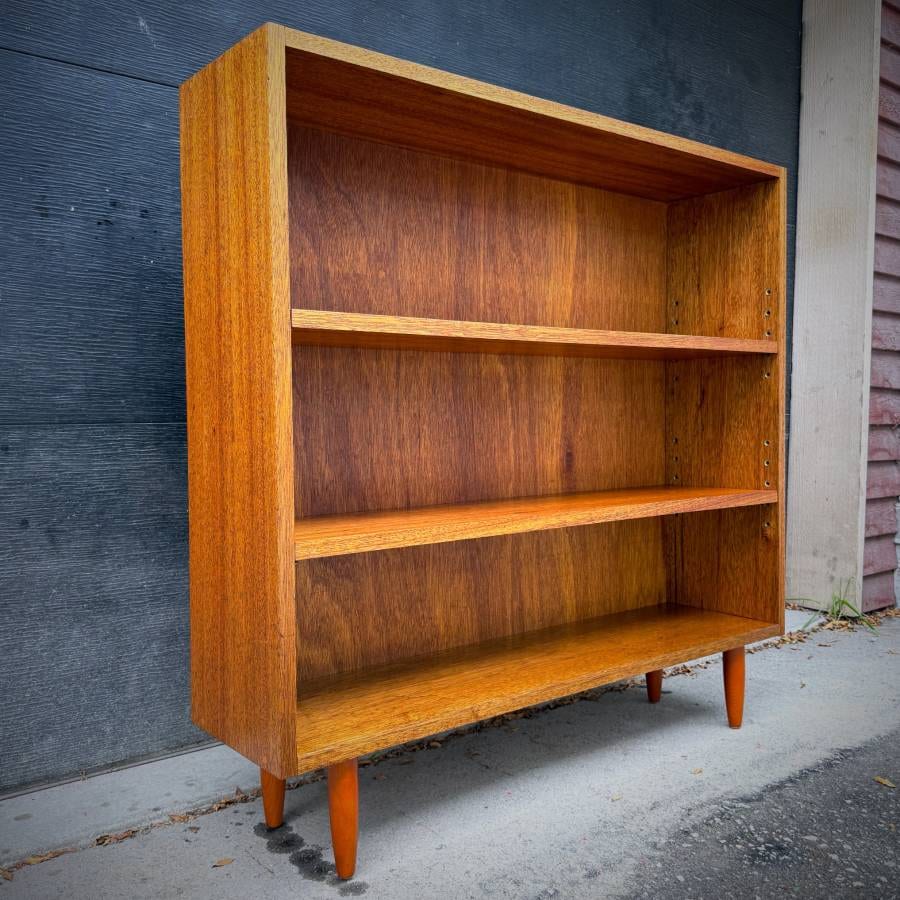 Rare solid mahogany mcm compact shelving unit — photograph 2 of 6