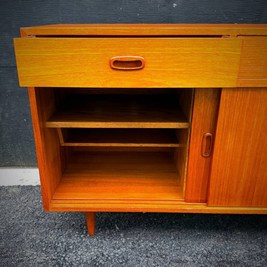 Mid century modern teak credenza — photograph 5 of 8