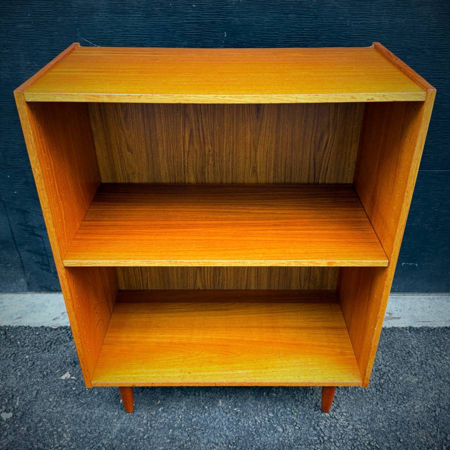 Danish mid century modern teak LP shelf — photograph 4 of 5