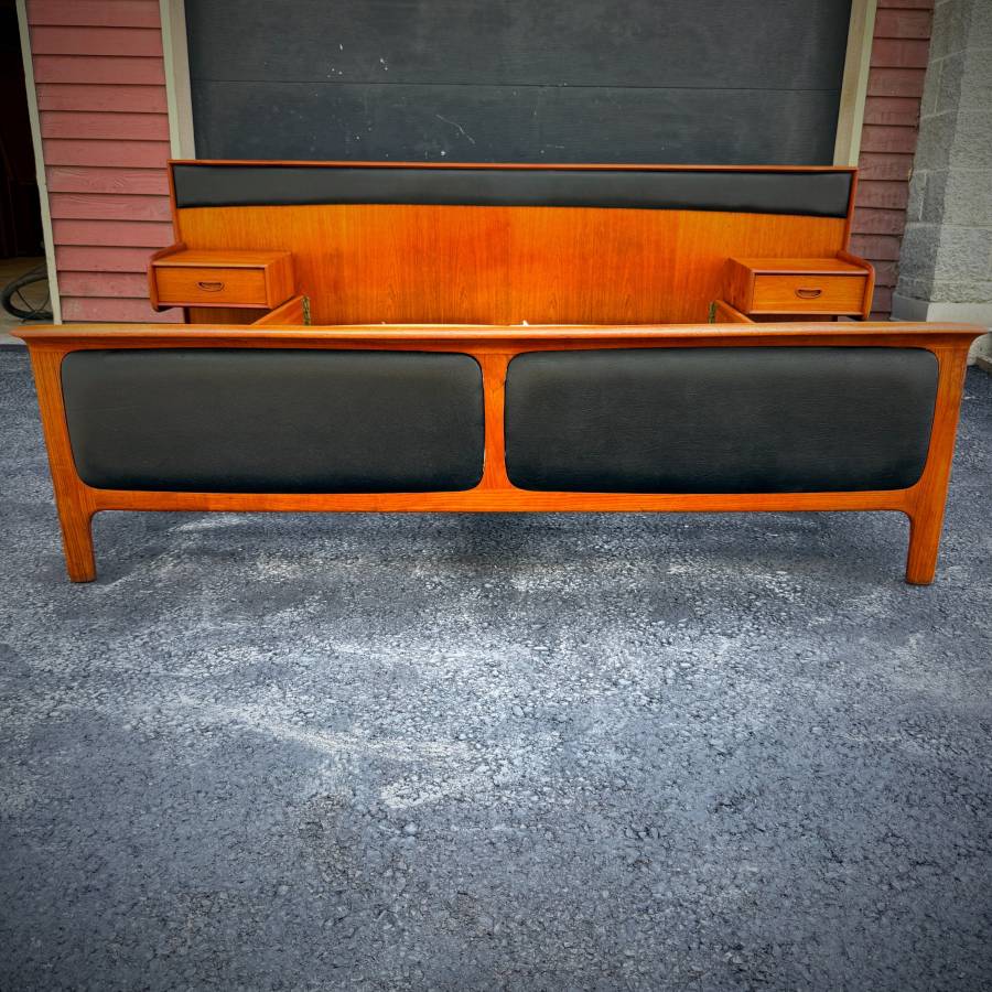 Beautiful danish modern teak and leather queen bed frame — photograph 2 of 9