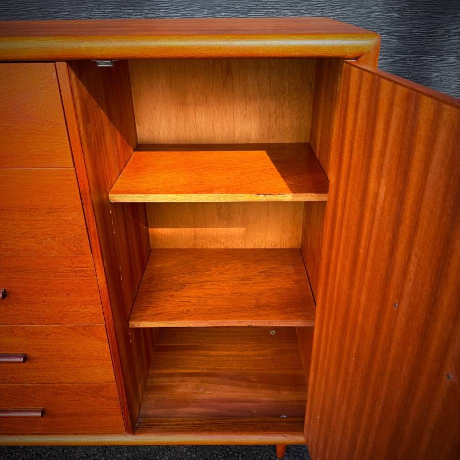Beautiful large mid century modern teak wardrobe dresser — photograph 5 of 7