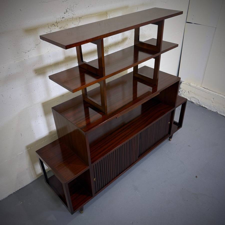 Super rare mid century modern mahogany room divider by Honderich — photograph 5 of 8