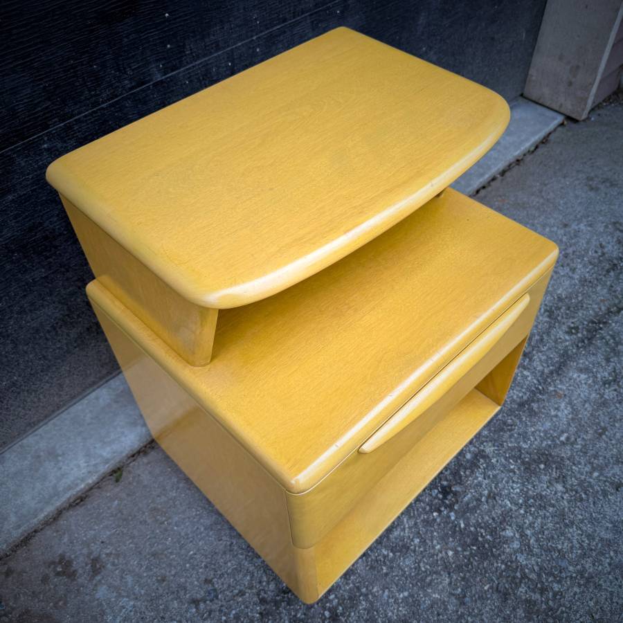 Heywood Wakefield Mid century modern Encore Nightstand — photograph 7 of 7