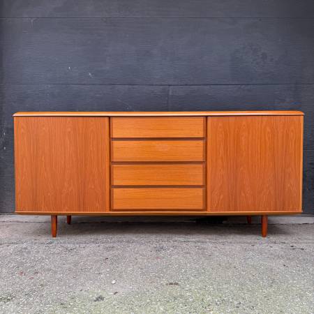 Gorgeous mid century modern teak credenza