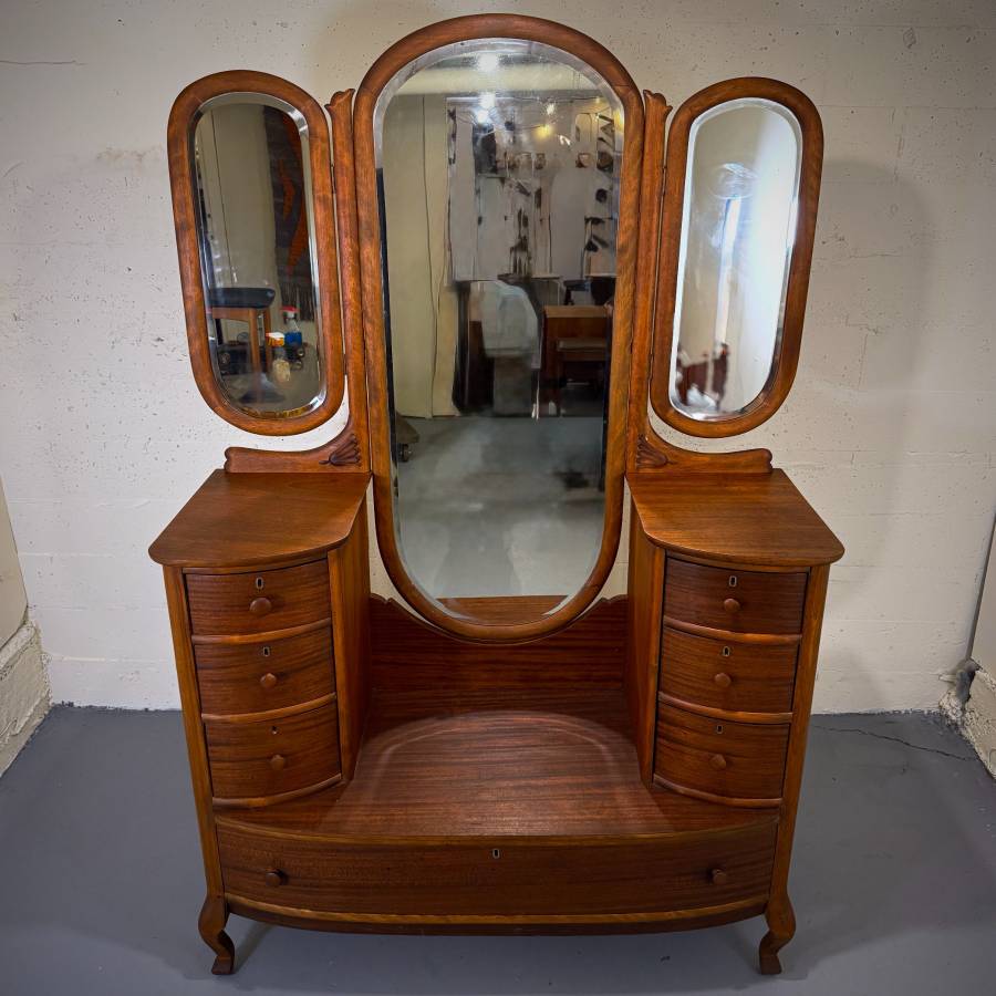 Stunning refinished vintage walnut vanity dresser with mirror — photograph 2 of 9