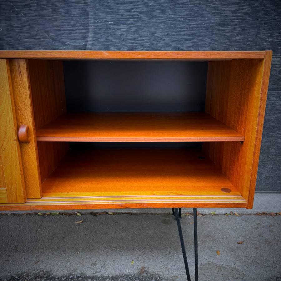 Mid century modern atomic teak credenza — photograph 6 of 7