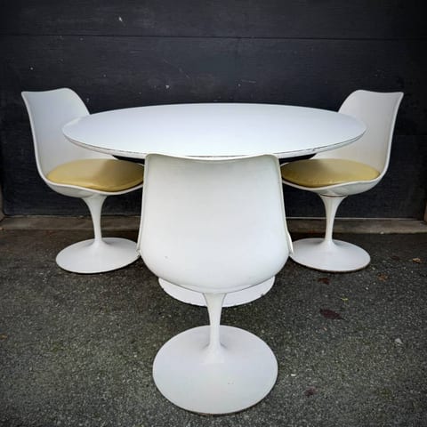 1960s Mcm Eero Saarinen style dining chairs