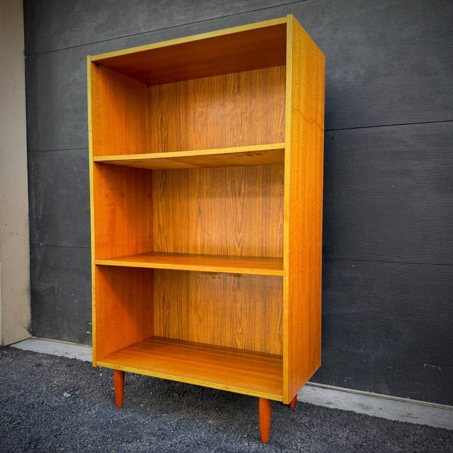 Danish modern teak LP shelving unit — photograph 2 of 5