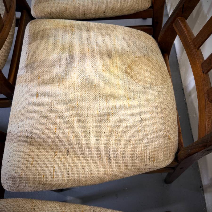 Set of 6 mid century modern rosewood dining chairs — photograph 5 of 8