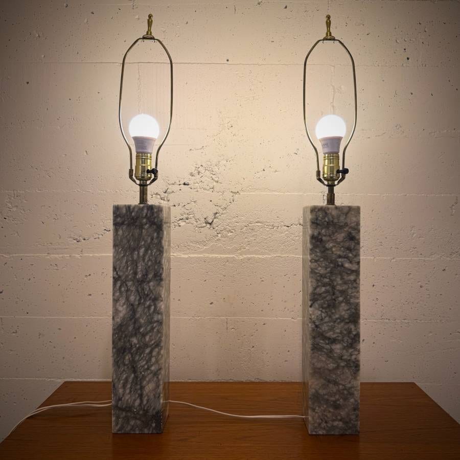 Rare pare of 1950s Italian marble table lamps with original shades — photograph 4 of 10