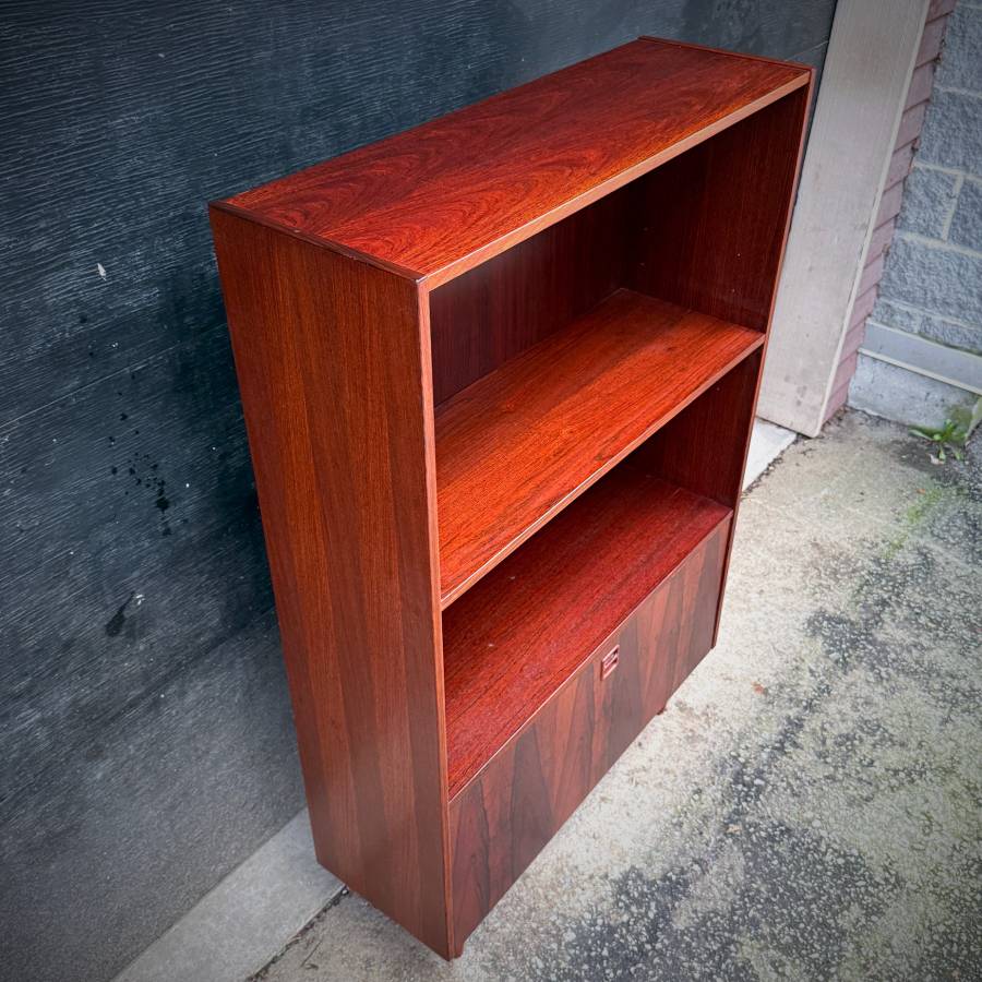 Compact mid century danish rosewood shelving unit with drop down bar — photograph 5 of 6
