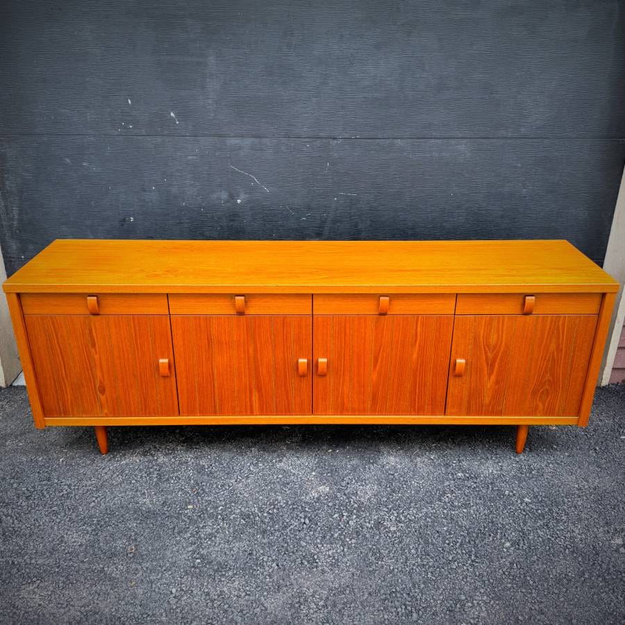 Extra long mid century modern teak credenza — photograph 4 of 7