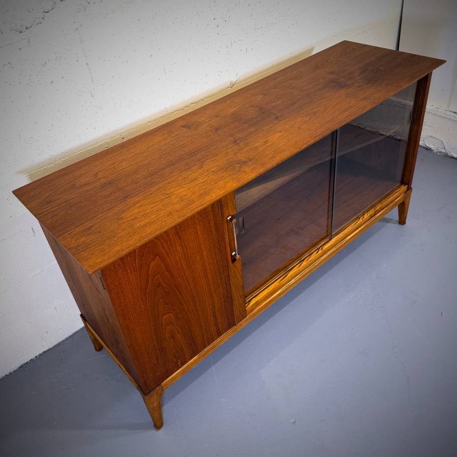 Stunning refinished mid century modern walnut and glass credenza — photograph 5 of 7
