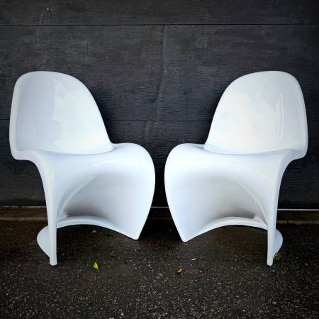 Set of 2 vintage Verner Panton dining chairs