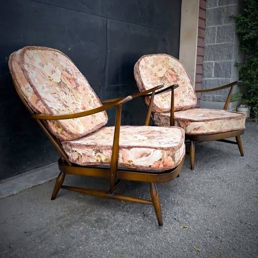 Pair of mid century modern lounge chairs and ottoman by Ercol — photograph 4 of 8