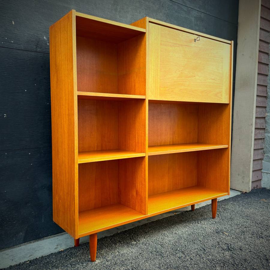 Danish mcm teak shelving unit with drop down bar. — photograph 3 of 6