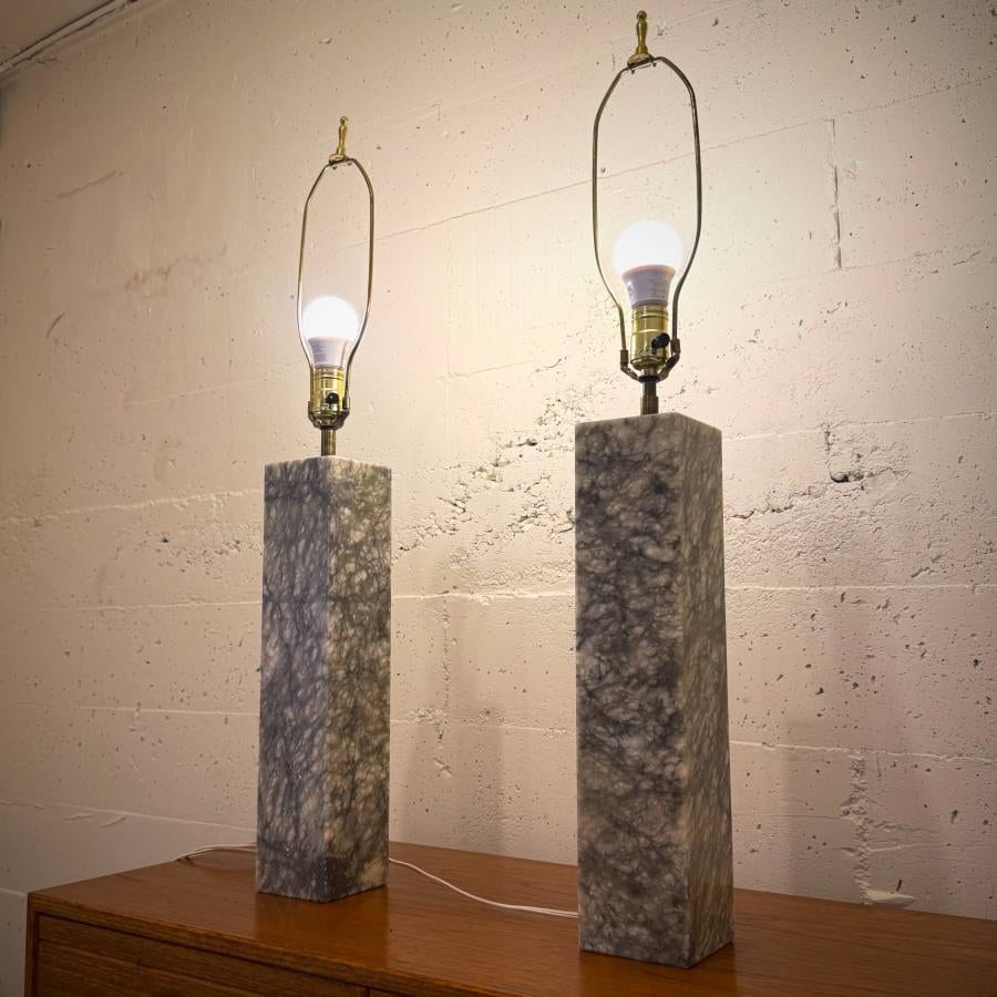 Rare pare of 1950s Italian marble table lamps with original shades — photograph 8 of 10