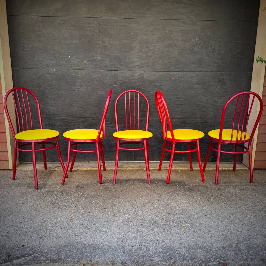 Vintage vibrant mid century modern bistro chairs — photograph 6 of 6