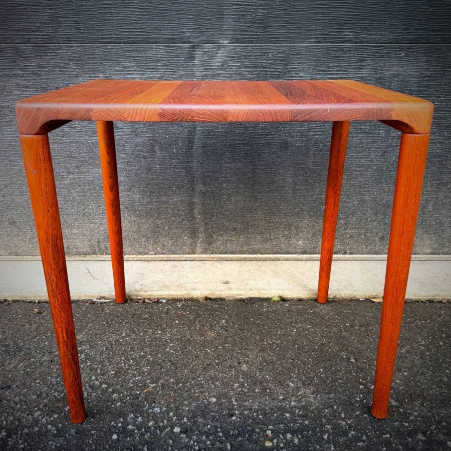 Solid teak danish modern vintage side table — photograph 2 of 4
