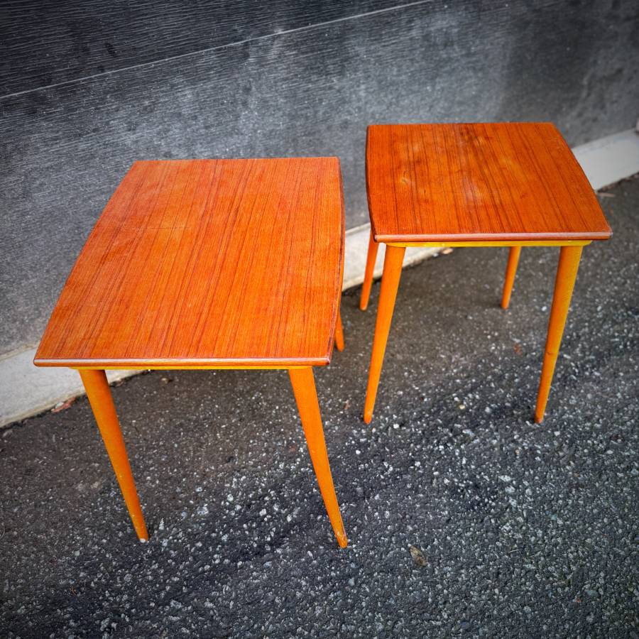 Mid century modern teak nesting tables set of 2 — photograph 3 of 4