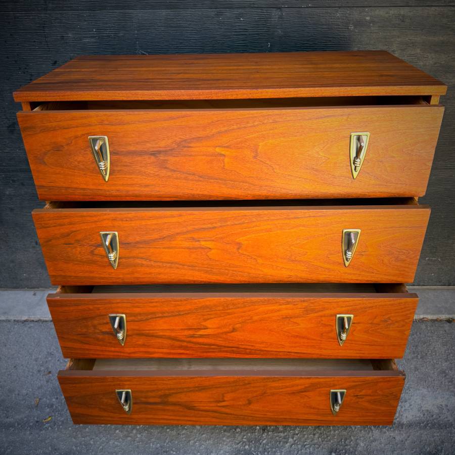 Mid century modern walnut tall boy dresser — photograph 5 of 6