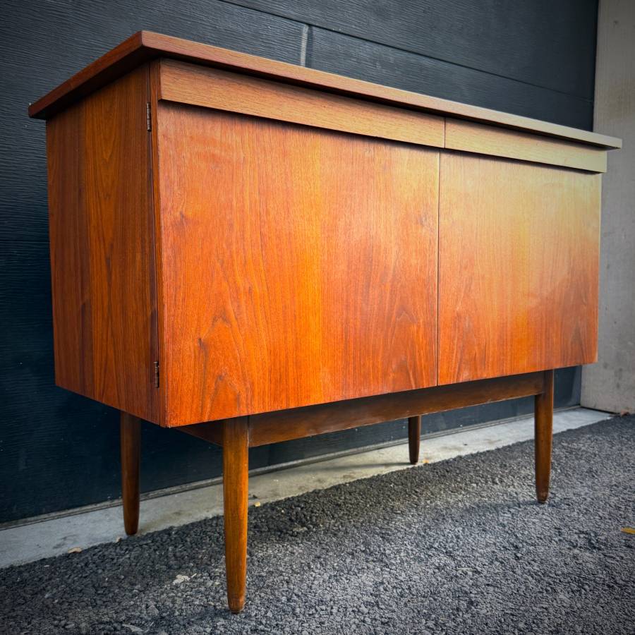 Honderich mid century modern walnut sideboard credenza — photograph 3 of 6