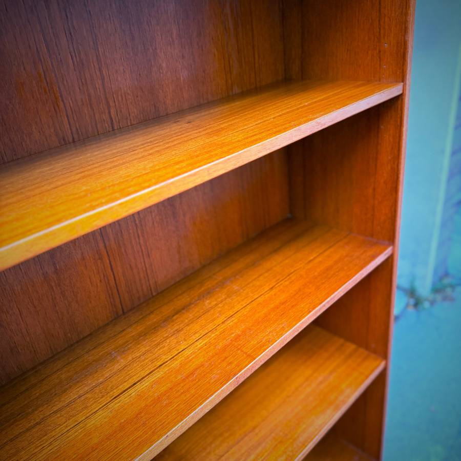 Stunning high quality danish modern teak shelf — photograph 5 of 6
