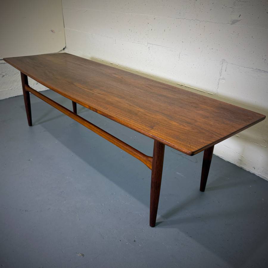 Mid century modern surfboard teak coffee table — photograph 6 of 6