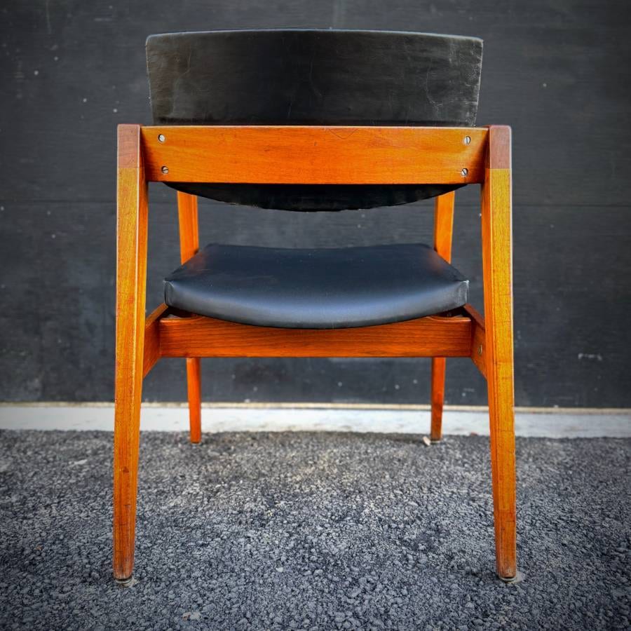 Mid century modern walnut occasional chair — photograph 6 of 6