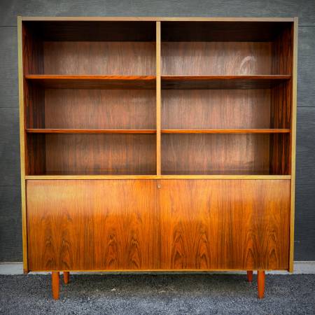 Poul Hundevad danish modern rosewood shelving unit with drop down bar