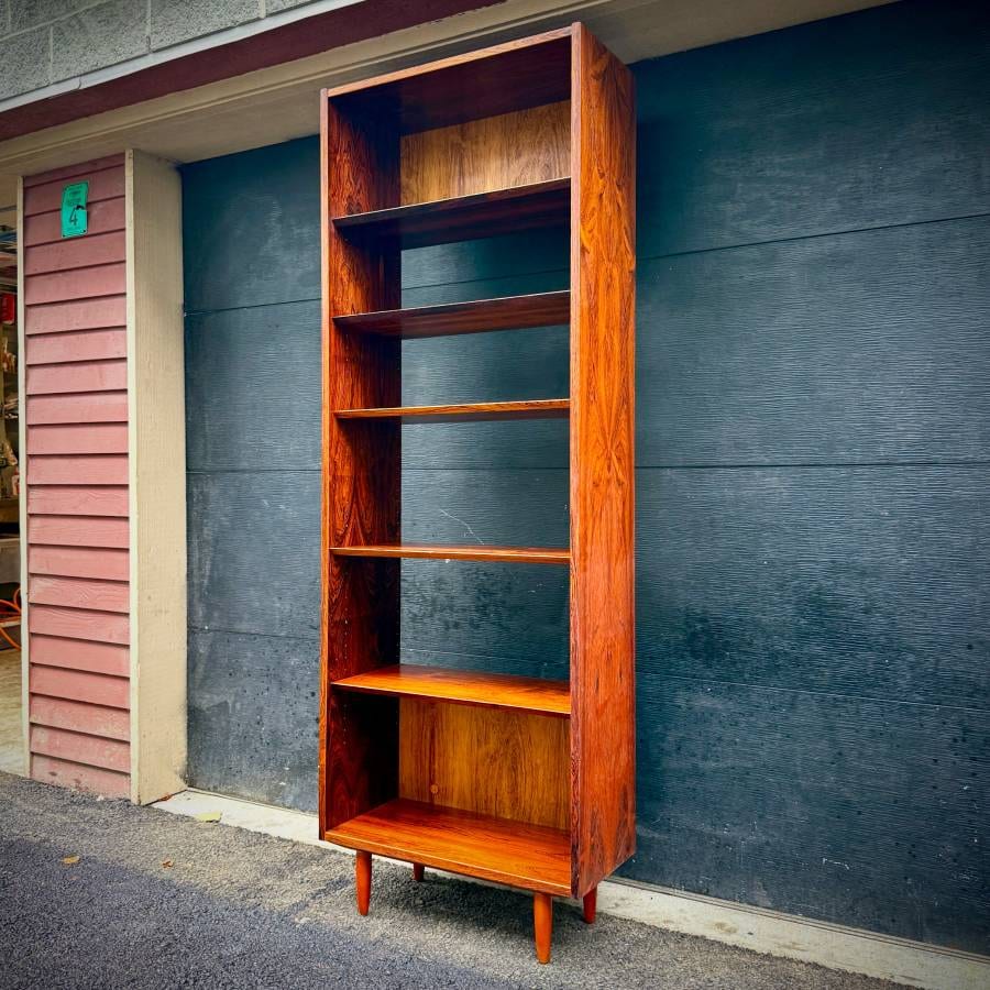 Poul Hundevad danish modern rosewood extra tall shelving unit — photograph 5 of 5