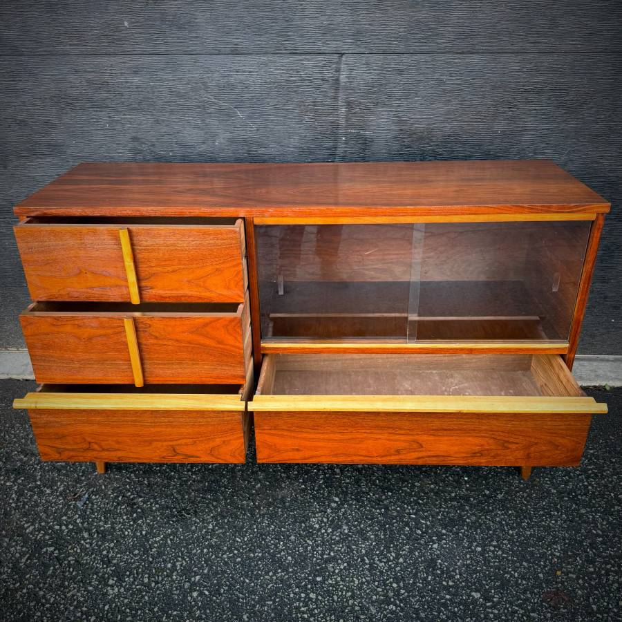 Mid century modern walnut and glass credenza — photograph 7 of 7