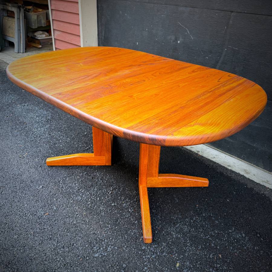 Stunning and rare extra large solid teak dining table made in Montreal — photograph 6 of 10