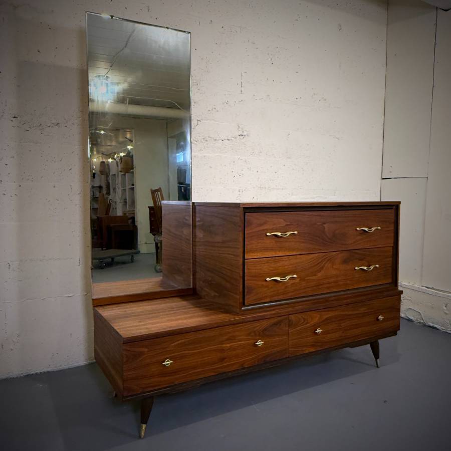Beautiful refinished mid century modern two tier dresser with mirror — photograph 3 of 6