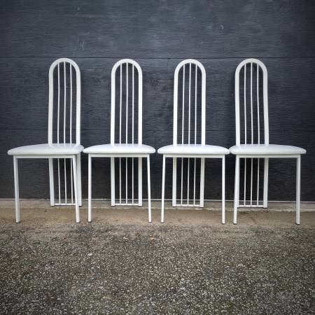 Set of 4 Vintage Post Modern dining chairs