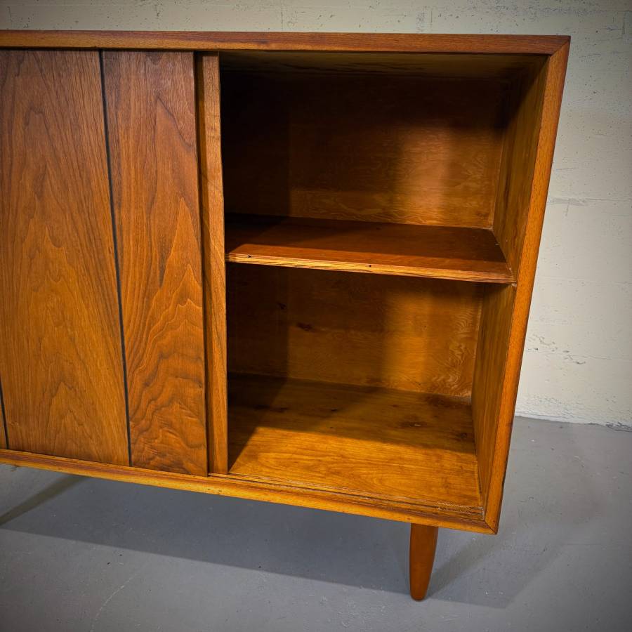 Compact mid century modern walnut credenza — photograph 6 of 6