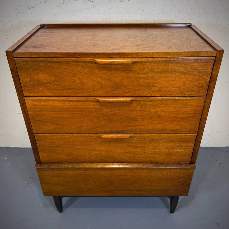 Beautiful Haddon Hall mid century modern walnut tall boy dresser — photograph 4 of 7