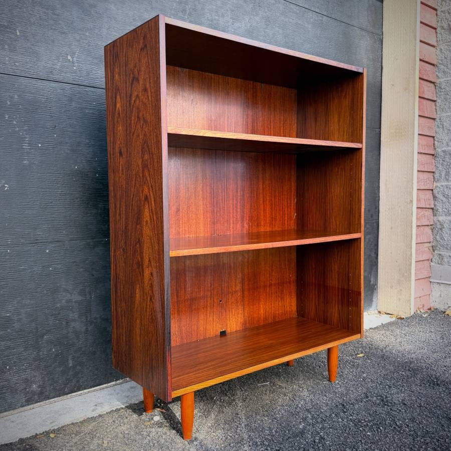 Danish mid century modern rosewood shelf — photograph 3 of 5