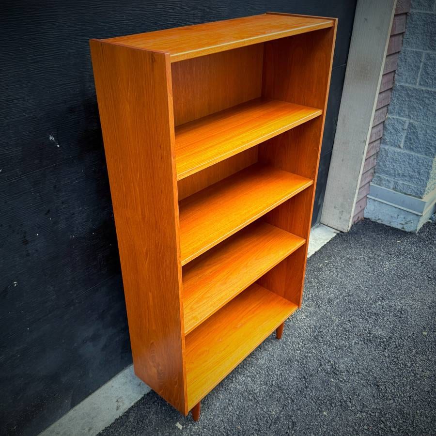 Domino mobler danish modern teak shelf — photograph 5 of 5